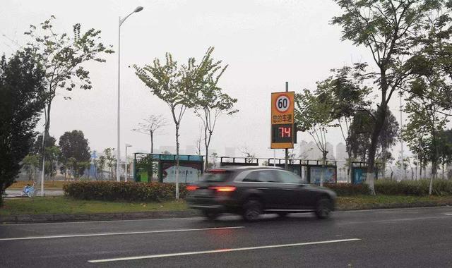 车速120跑高速，探头的真实测速是多少？车友：幸亏知道的早
